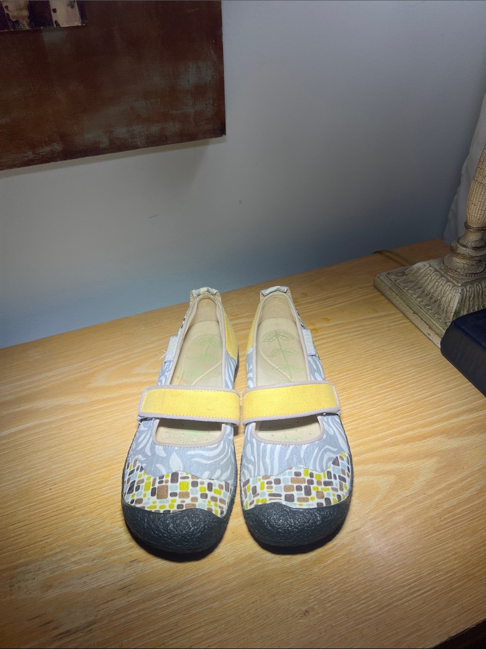 Keen Women's Gray Patterned Mary Jane Flats with Yellow Strap